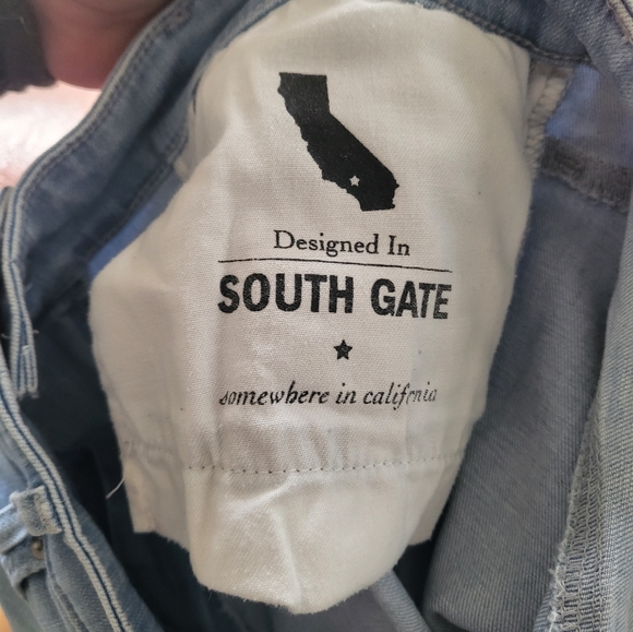 AG Farrah Skinny Crop Ag-ed DENIM Size 29 - Excellent Condition - Picture 5 of 10